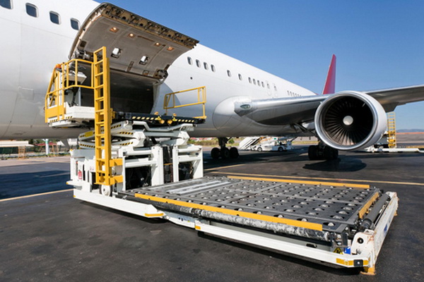 Преимущества и недостатки перевозок негабаритных грузов авиатранспортом